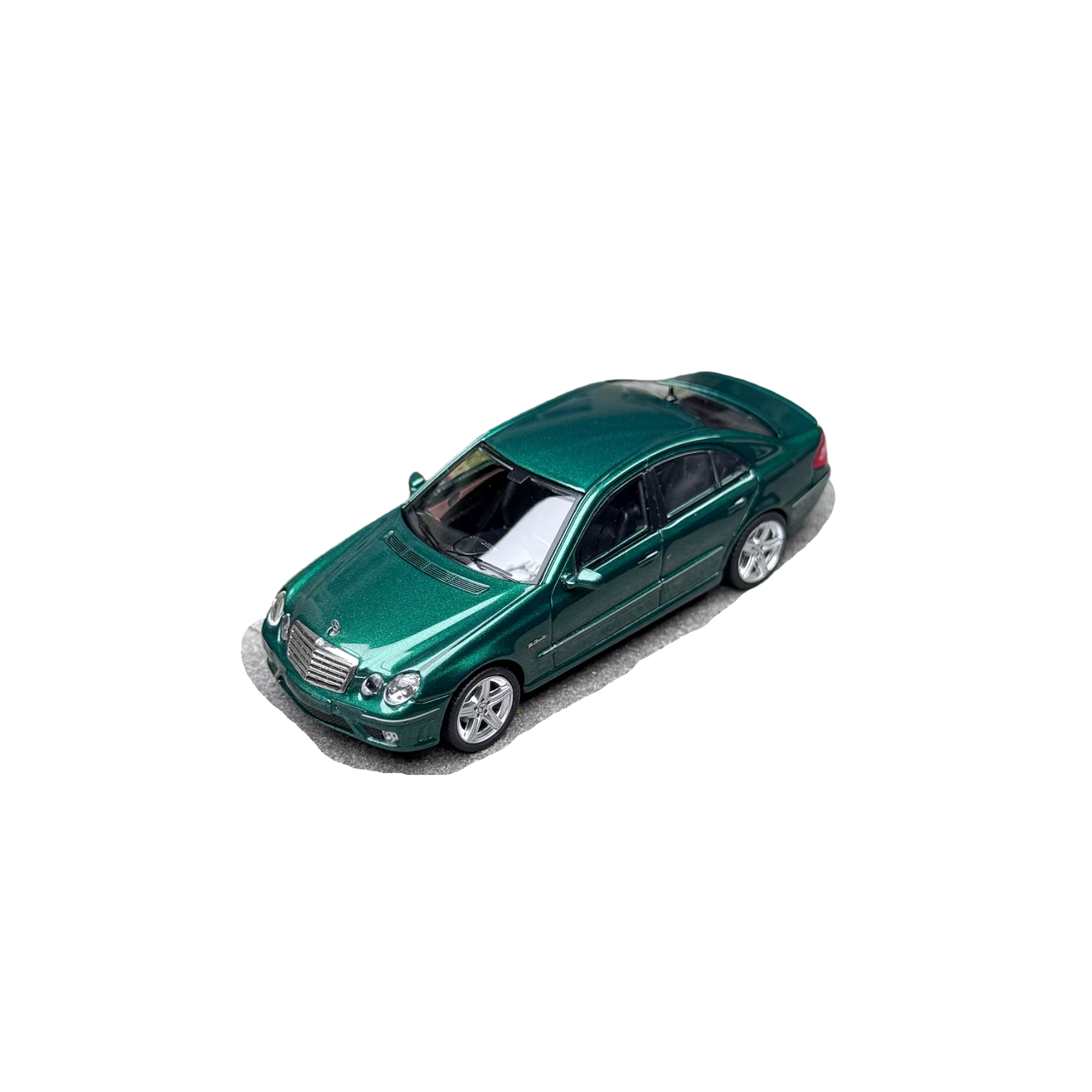 Mercedes-Benz E63 W211 Diecast Model Car – PocketGarage Edition