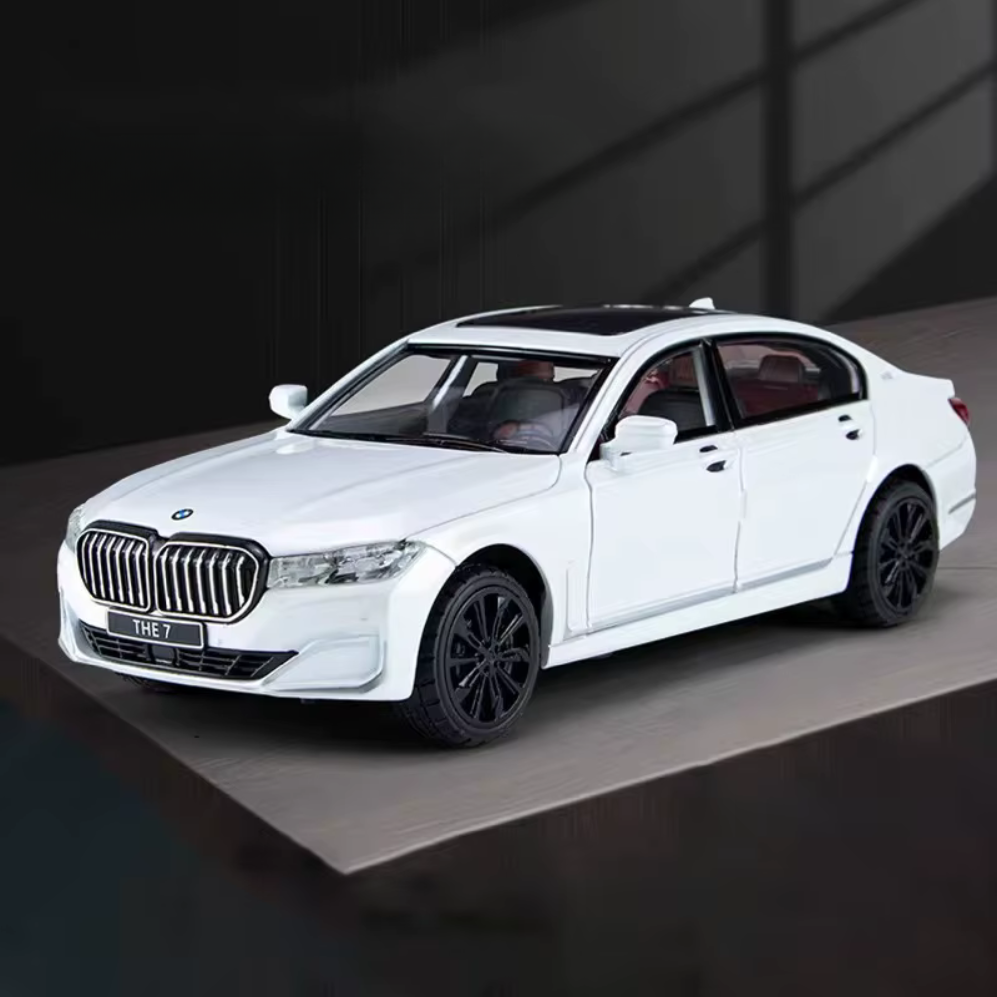 Bmw 7 Series (G11) Diecast Model Car – PocketGarage Edition